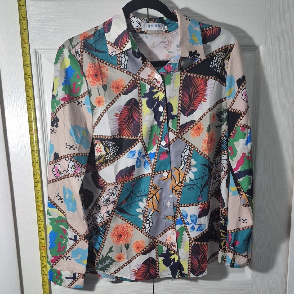 😺 2 for$12 Or 3 for$15 😺 Geometric Patterned Blouse